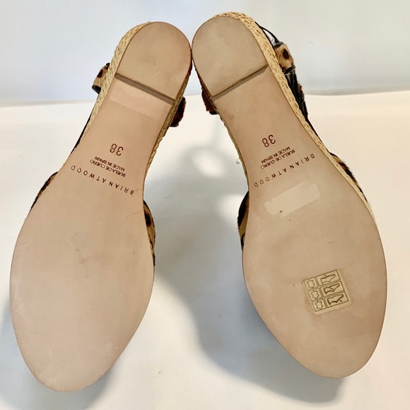 Brian Atwood   Sandals NEW. - Picture 10 of 16